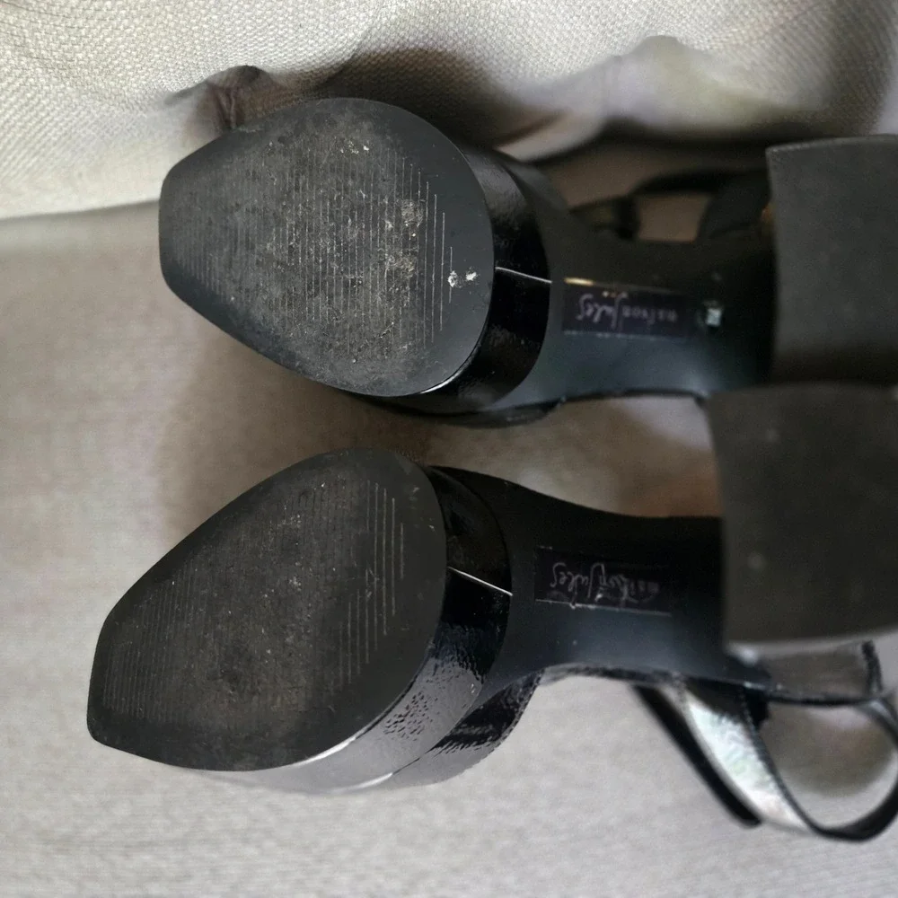 Maison Jules Black Patent Leather  T-Strap  Platform Mary Jane Heels ~8 Y2k‎